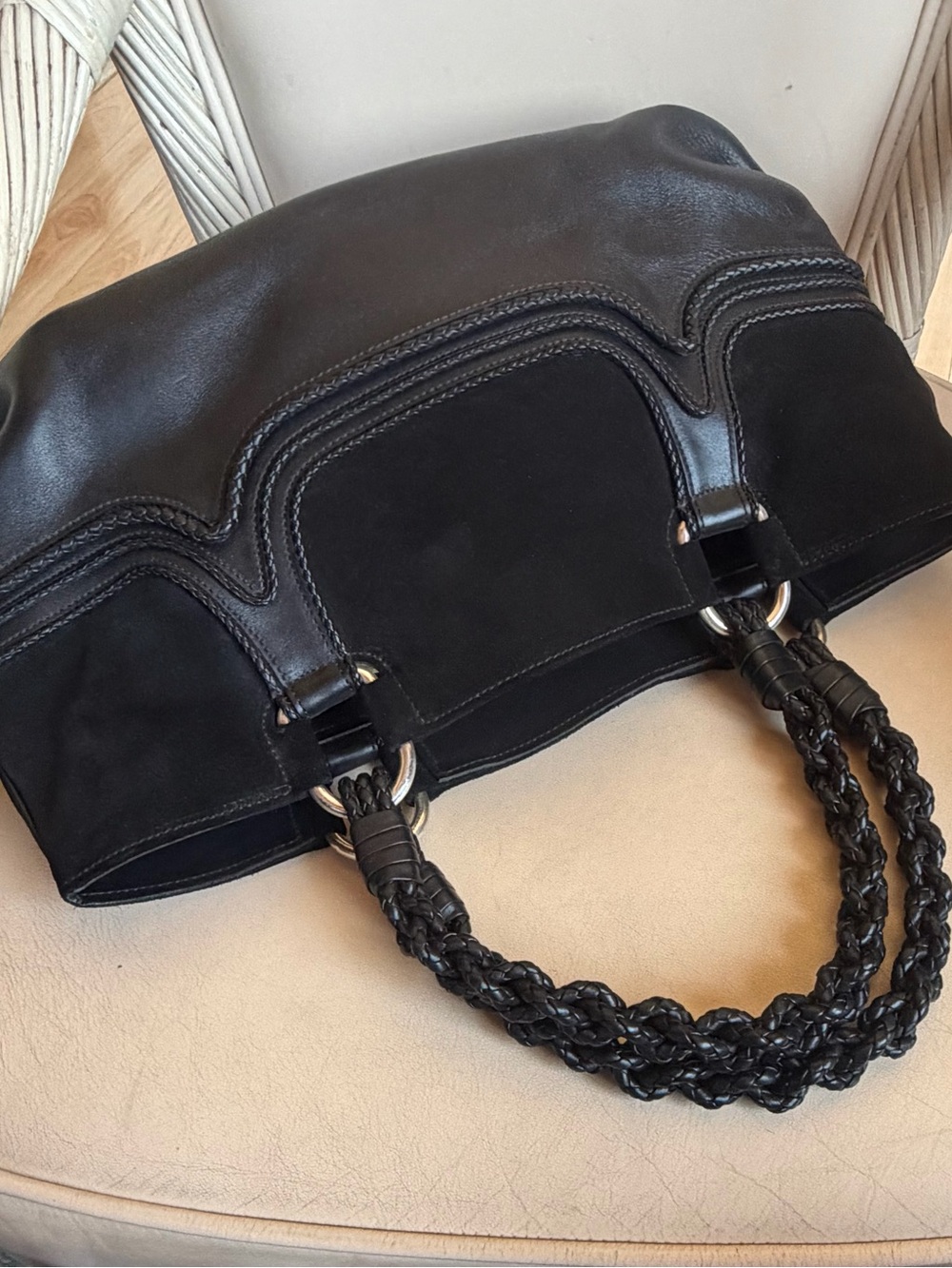 BOTTEGA VENETA Black Suede/ Napa Leather Intrecciato Shoulder Bag. Mint! MEDIUM. - Picture 4 of 13